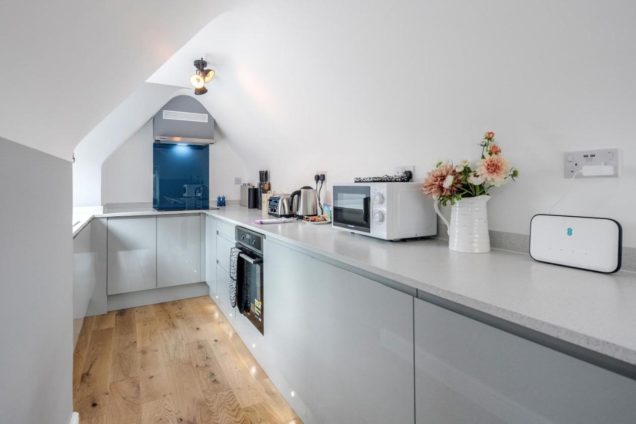 The Gem Of Central Winchester - Sleeps 4 Экстерьер фото