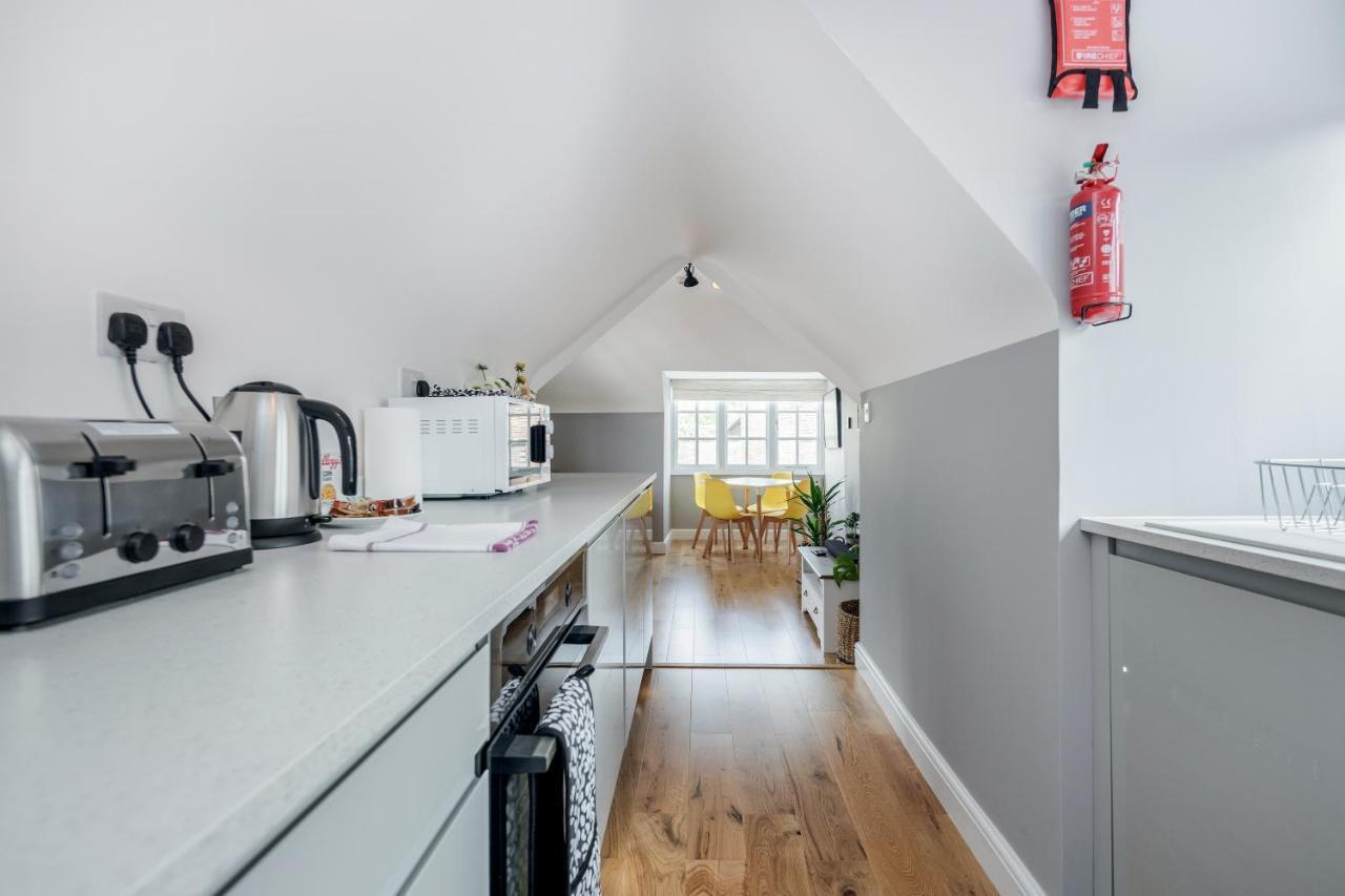 The Gem Of Central Winchester - Sleeps 4 Экстерьер фото